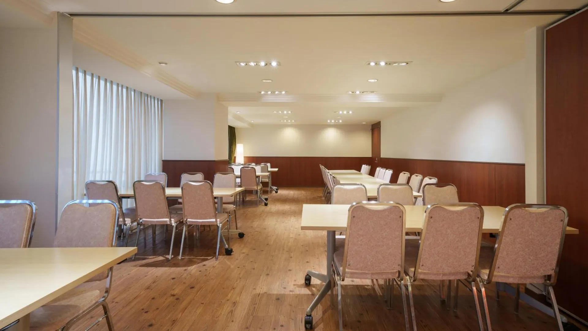 The B Nagoya Hotel 3*,  Japan